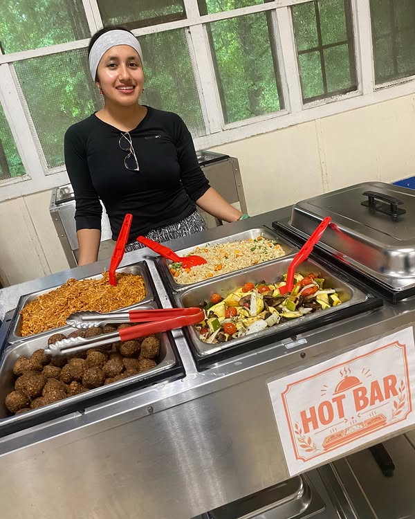 Hot bar with prepared food